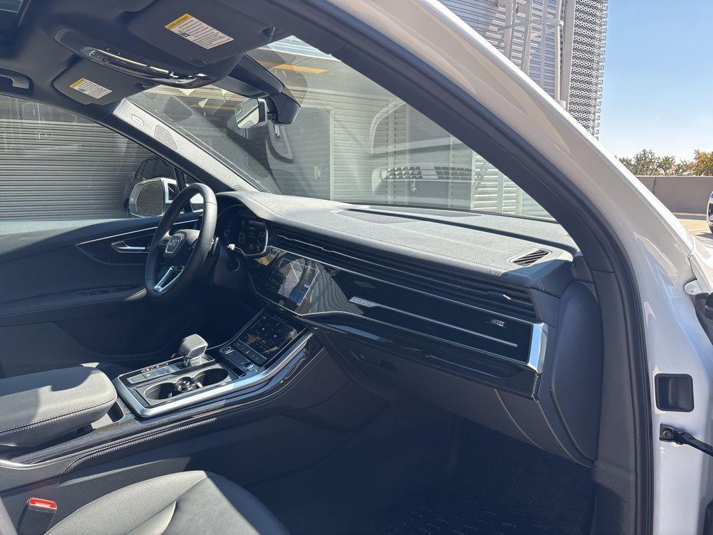 used 2025 Audi Q7 car, priced at $55,991