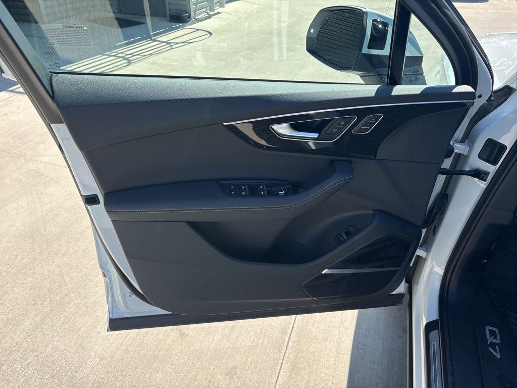 used 2025 Audi Q7 car, priced at $55,991