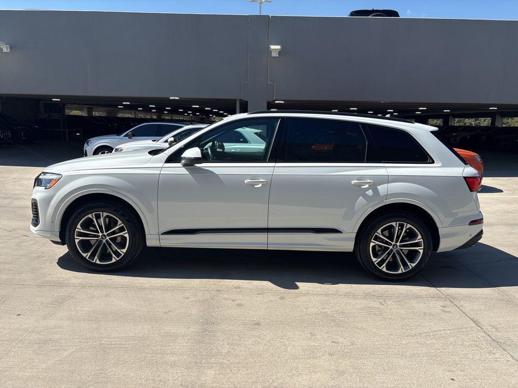 used 2025 Audi Q7 car, priced at $55,991