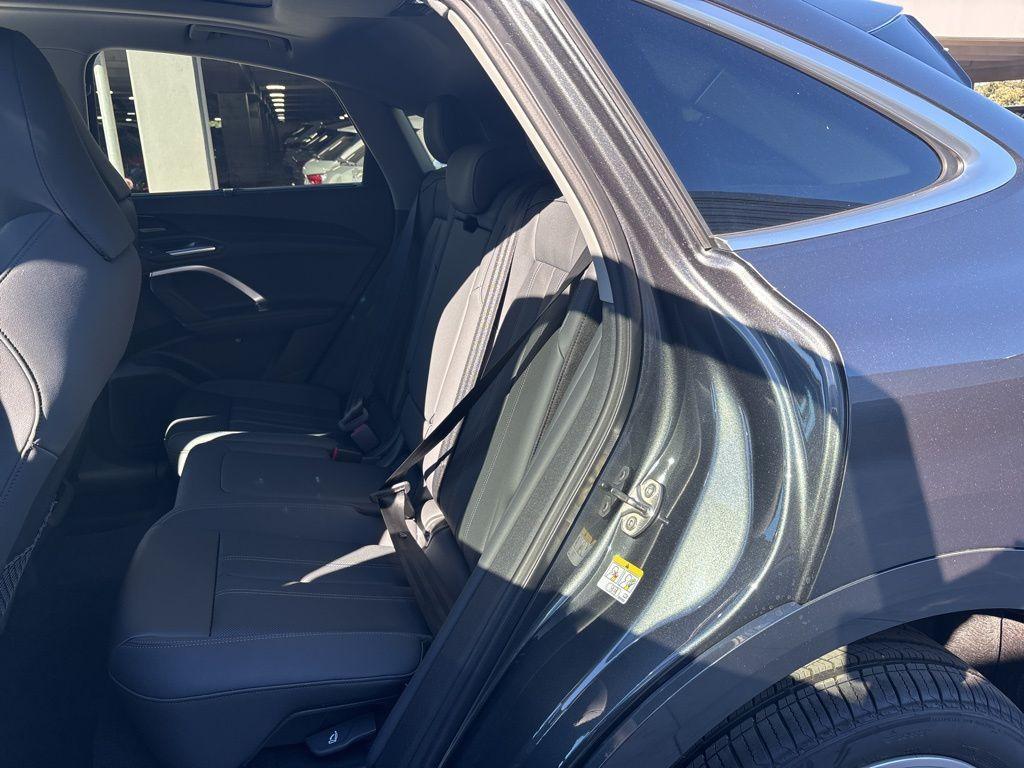 new 2025 Audi Q5 car, priced at $64,050