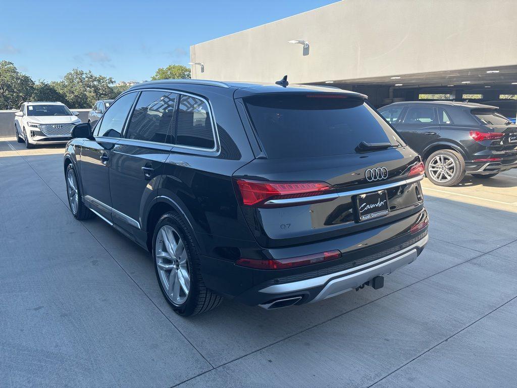 new 2025 Audi Q7 car, priced at $72,480