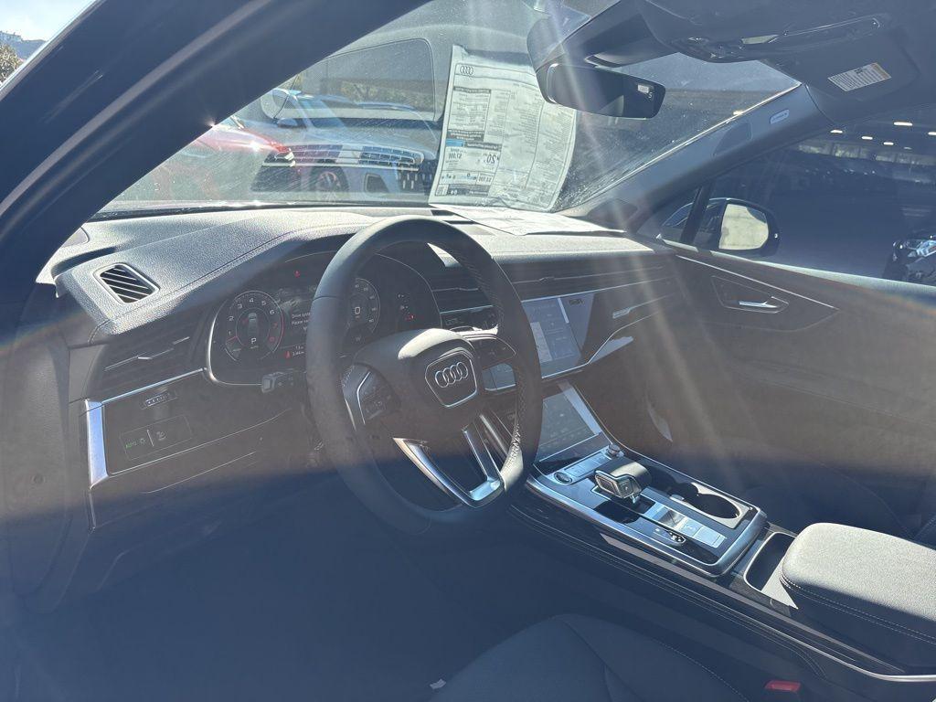 new 2026 Audi Q7 car, priced at $76,445