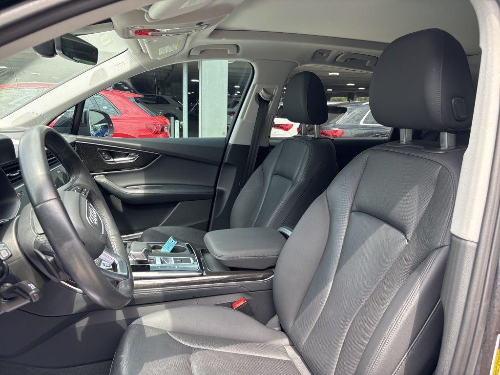 used 2022 Audi Q7 car, priced at $40,691