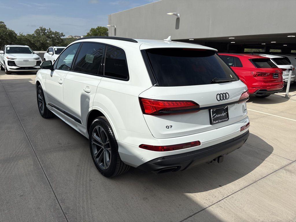 new 2025 Audi Q7 car, priced at $56,896