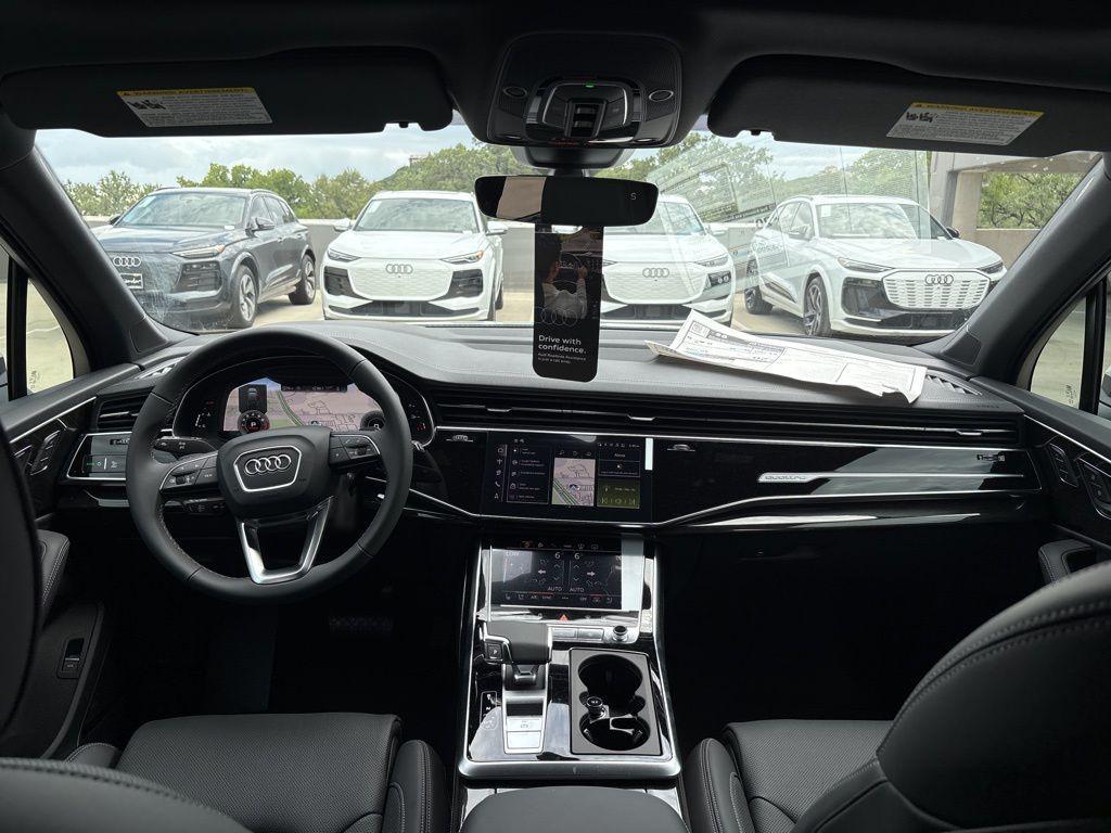 new 2025 Audi Q7 car, priced at $69,851