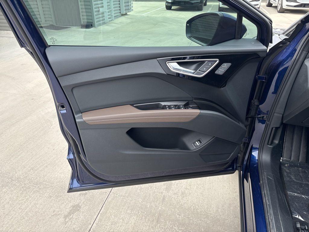 new 2025 Audi Q4 e-tron car, priced at $39,742