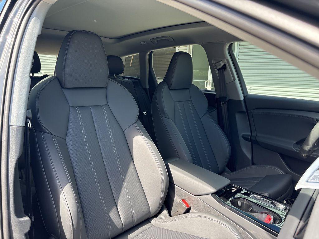 new 2025 Audi Q6 e-tron car, priced at $56,519