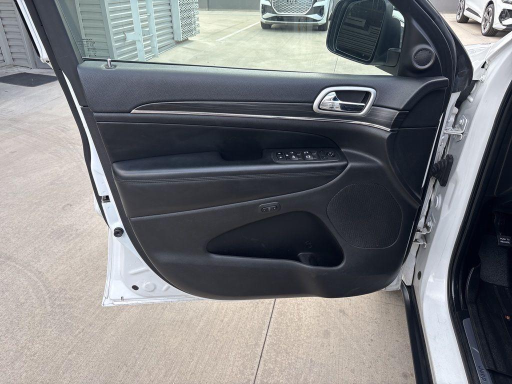 used 2022 Jeep Grand Cherokee WK car, priced at $24,992