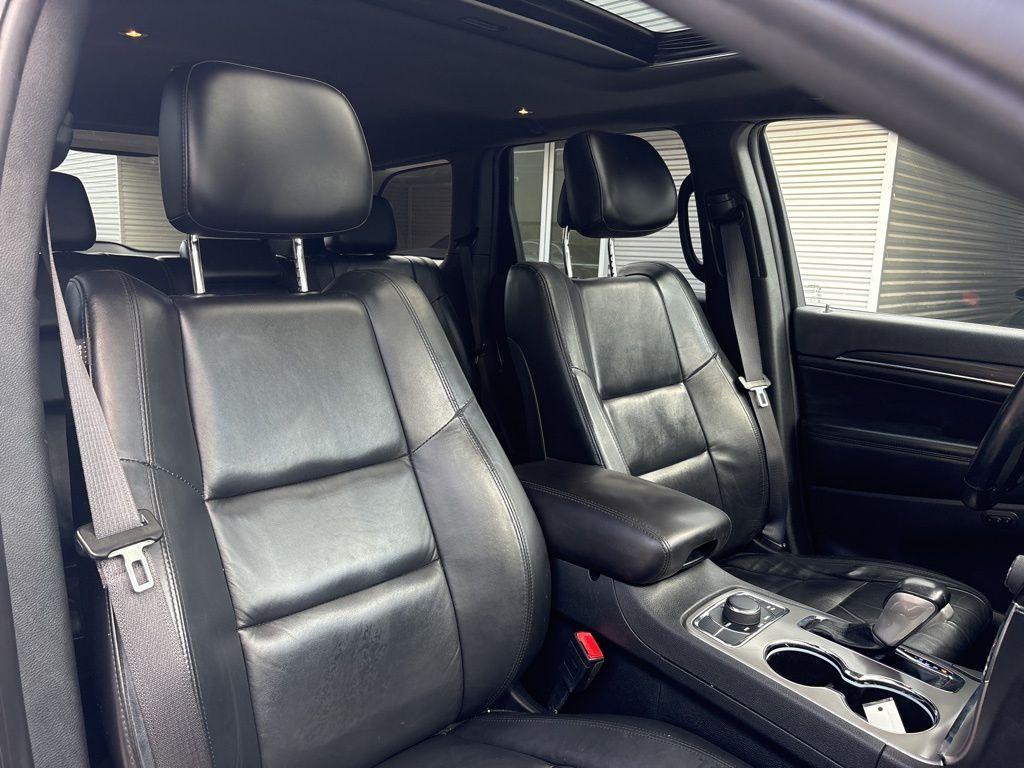 used 2022 Jeep Grand Cherokee WK car, priced at $24,992