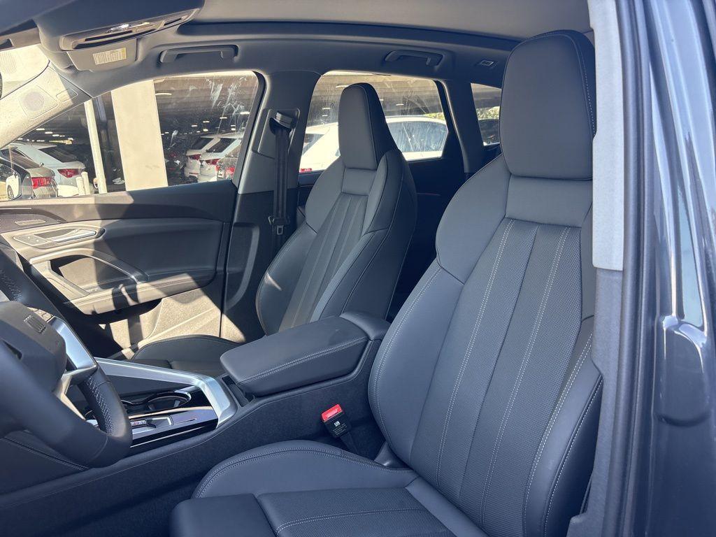 new 2025 Audi Q5 car, priced at $61,390