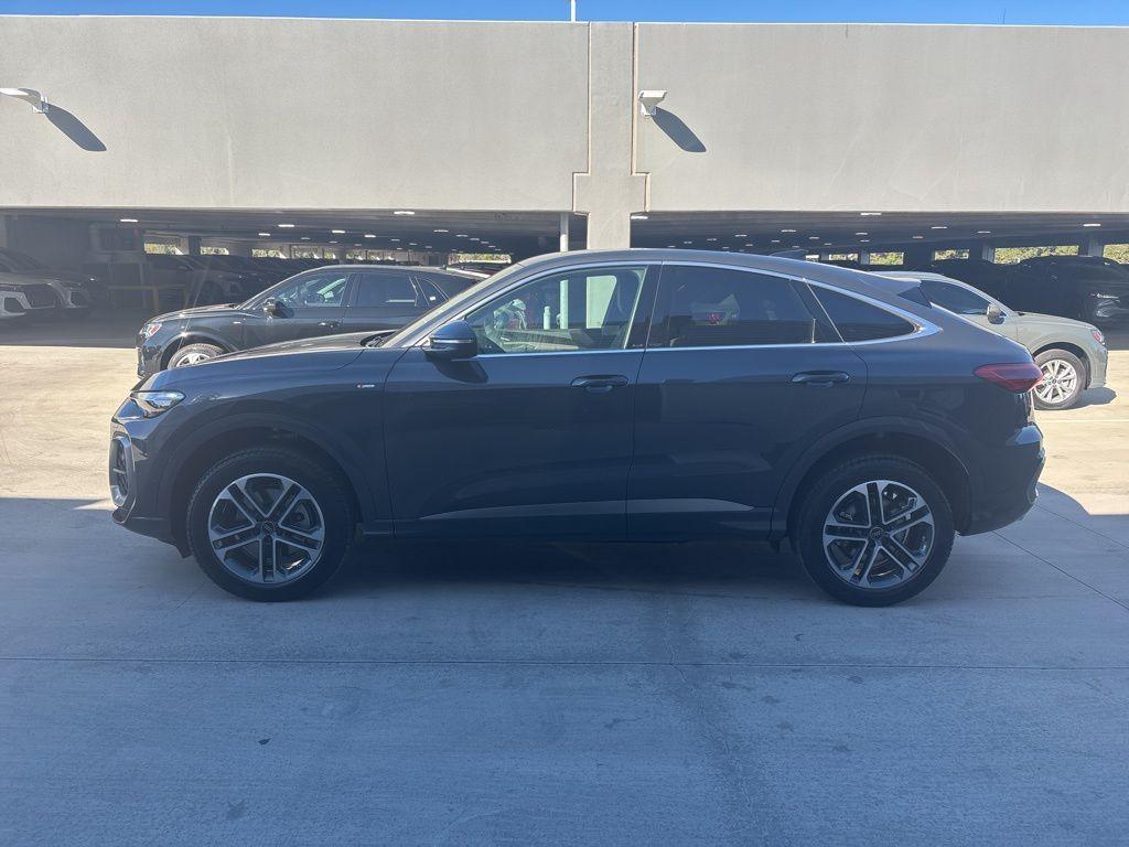 new 2025 Audi Q5 car, priced at $61,535