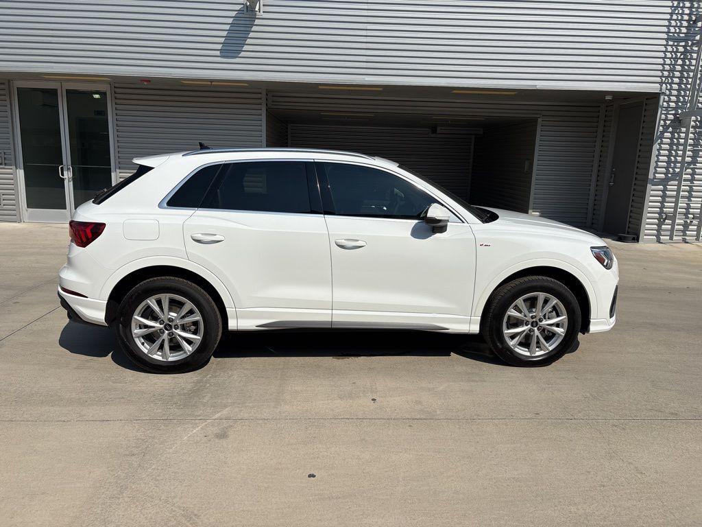 new 2025 Audi Q3 car, priced at $41,965