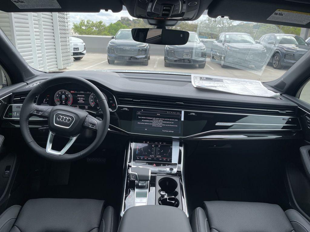 new 2025 Audi Q7 car, priced at $72,346