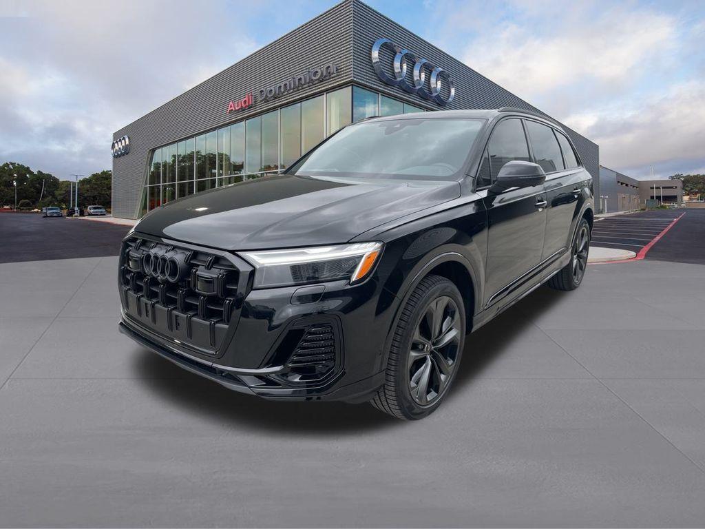 new 2025 Audi Q7 car, priced at $66,769