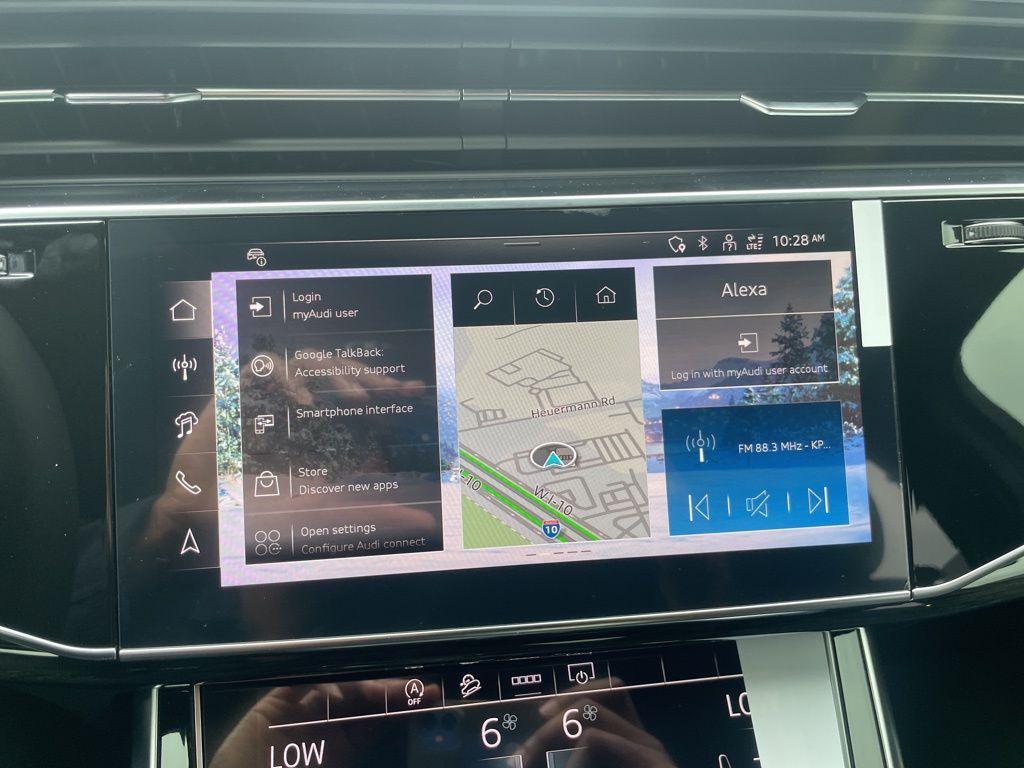 new 2025 Audi Q7 car, priced at $66,769