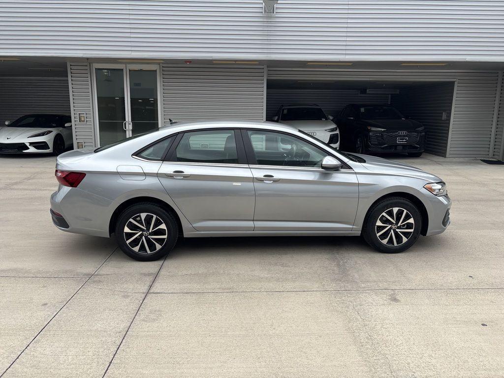 used 2024 Volkswagen Jetta car, priced at $20,991