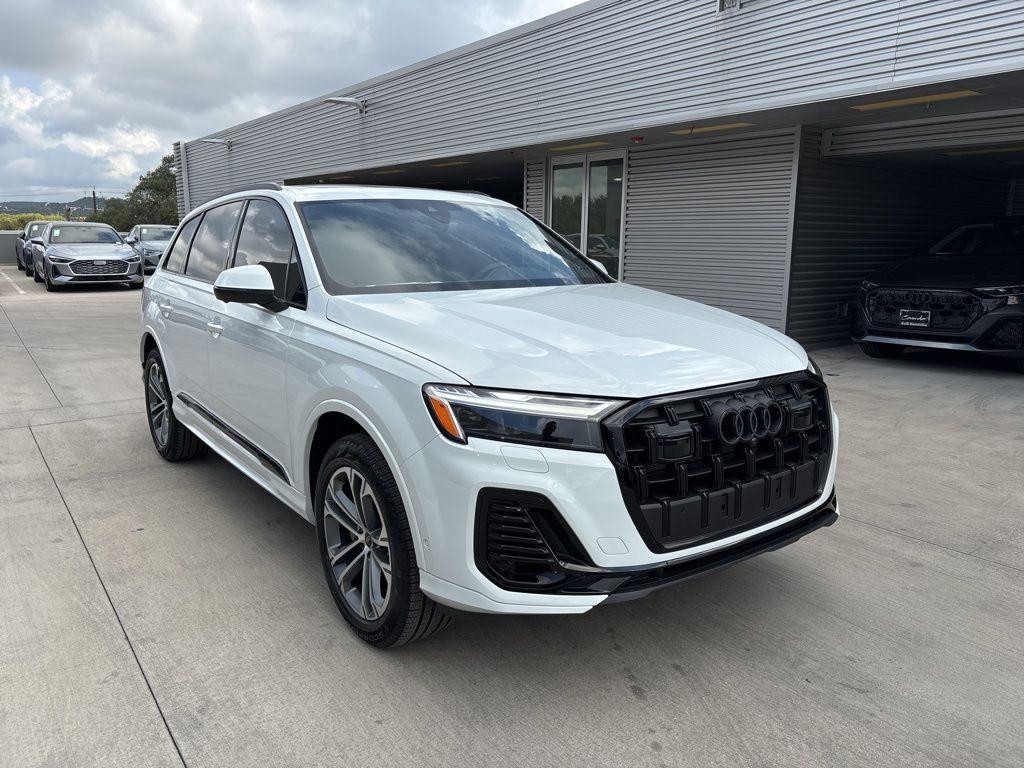 new 2026 Audi Q7 car, priced at $70,895