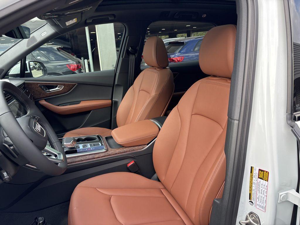 new 2026 Audi Q7 car, priced at $70,895