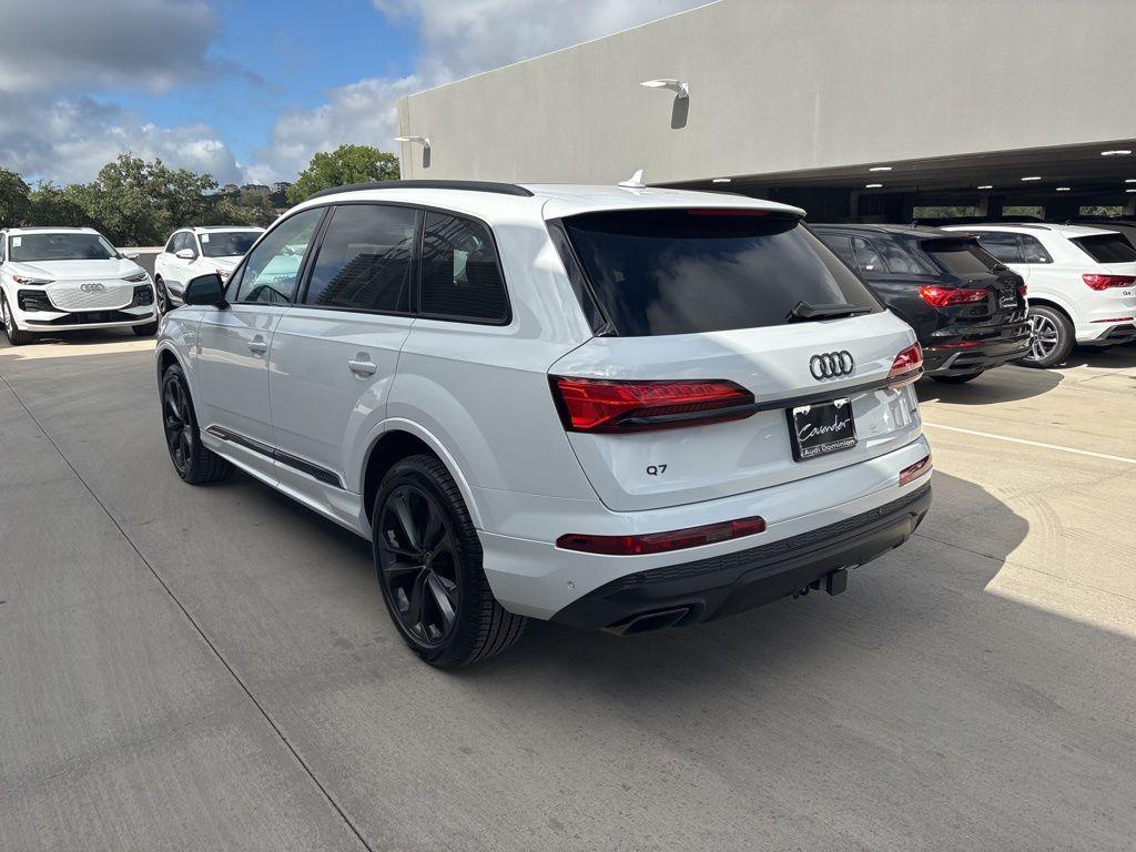 new 2025 Audi Q7 car, priced at $63,537