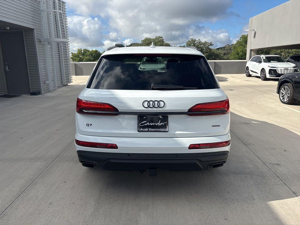 new 2025 Audi Q7 car, priced at $63,537
