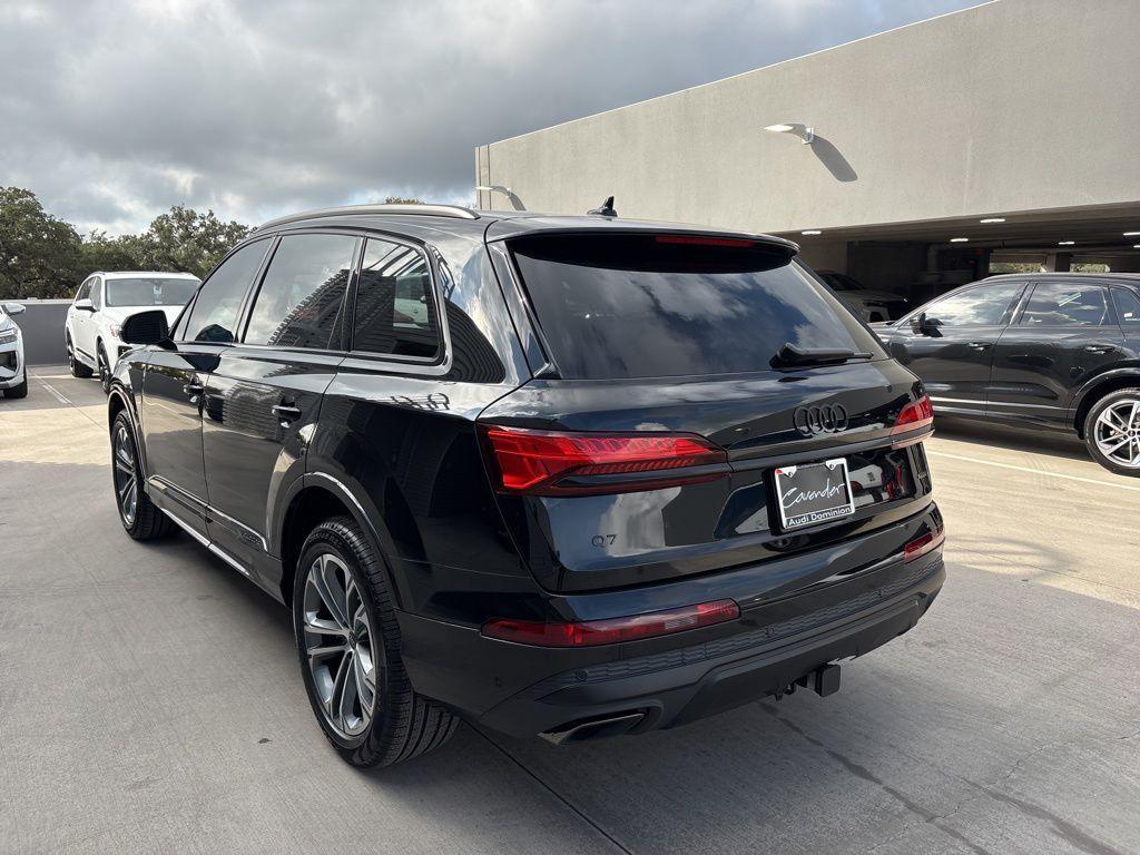 new 2026 Audi Q7 car, priced at $69,895