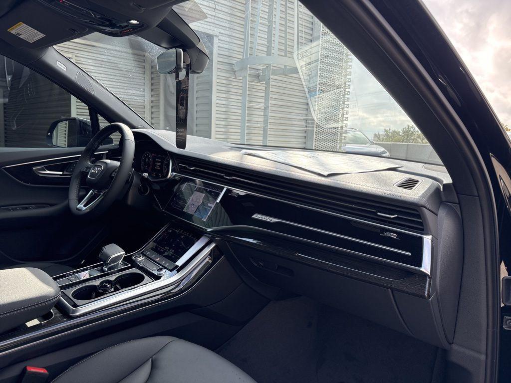 new 2026 Audi Q7 car, priced at $69,895
