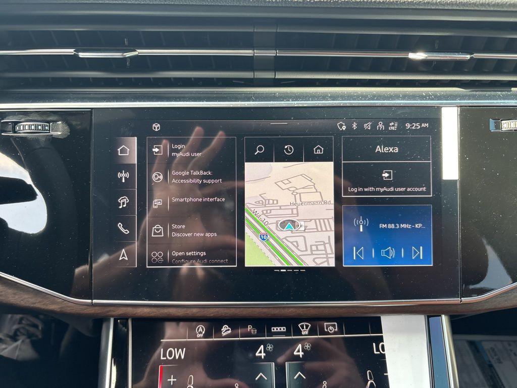 new 2025 Audi Q7 car, priced at $69,929