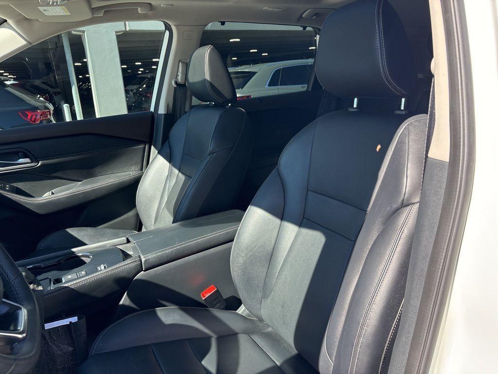 used 2023 Nissan Rogue car, priced at $24,991