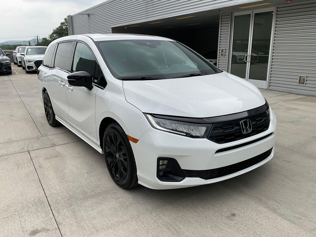 used 2025 Honda Odyssey car, priced at $41,892