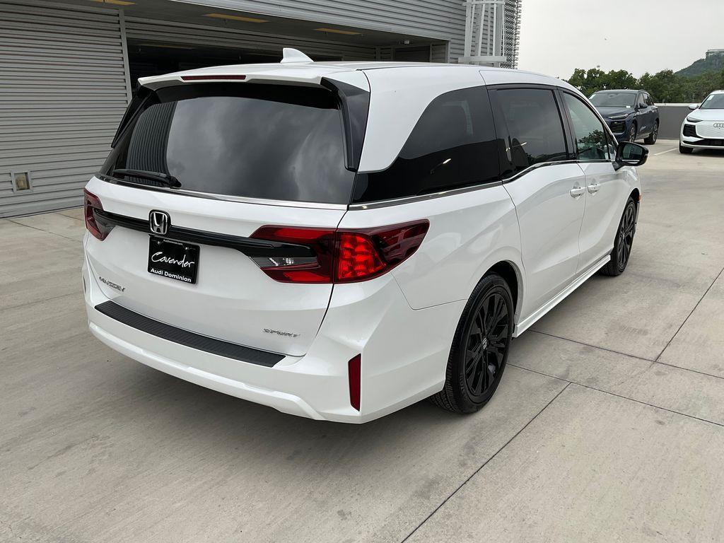 used 2025 Honda Odyssey car, priced at $41,892