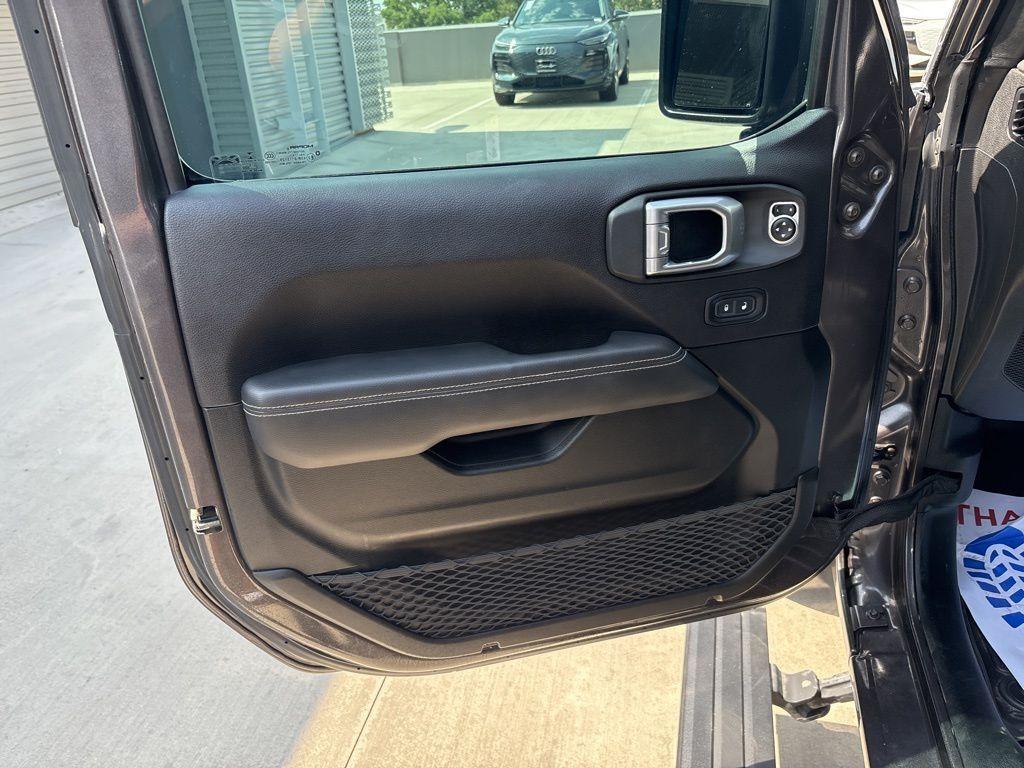 used 2020 Jeep Wrangler Unlimited car, priced at $30,991