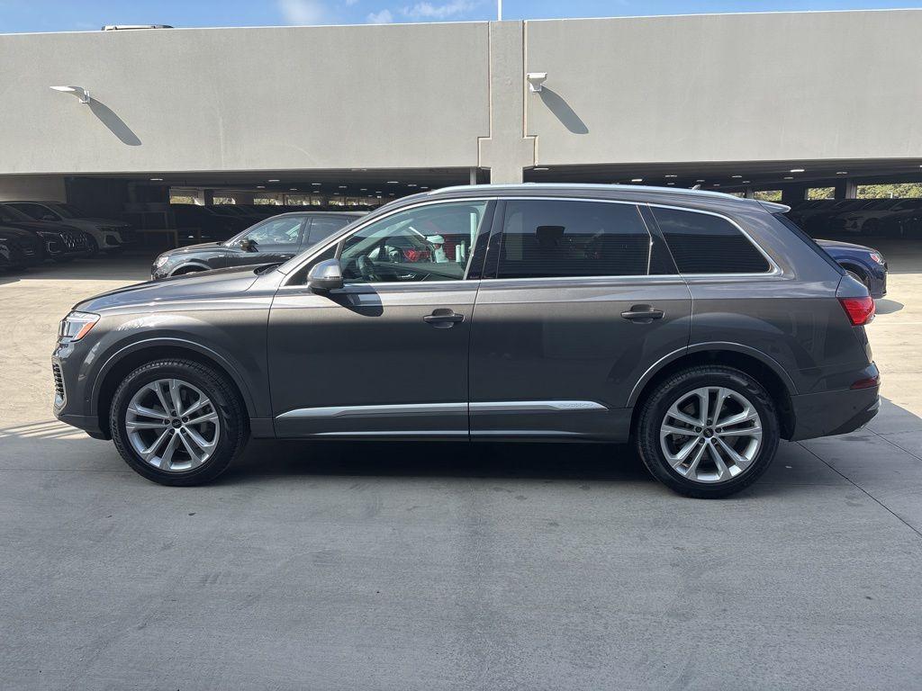 used 2025 Audi Q7 car, priced at $60,991