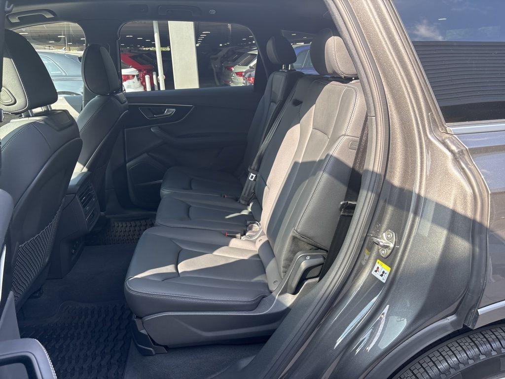 used 2025 Audi Q7 car, priced at $60,991