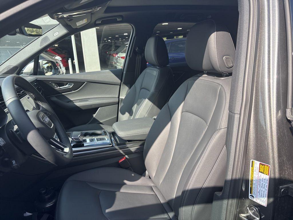 used 2025 Audi Q7 car, priced at $60,991