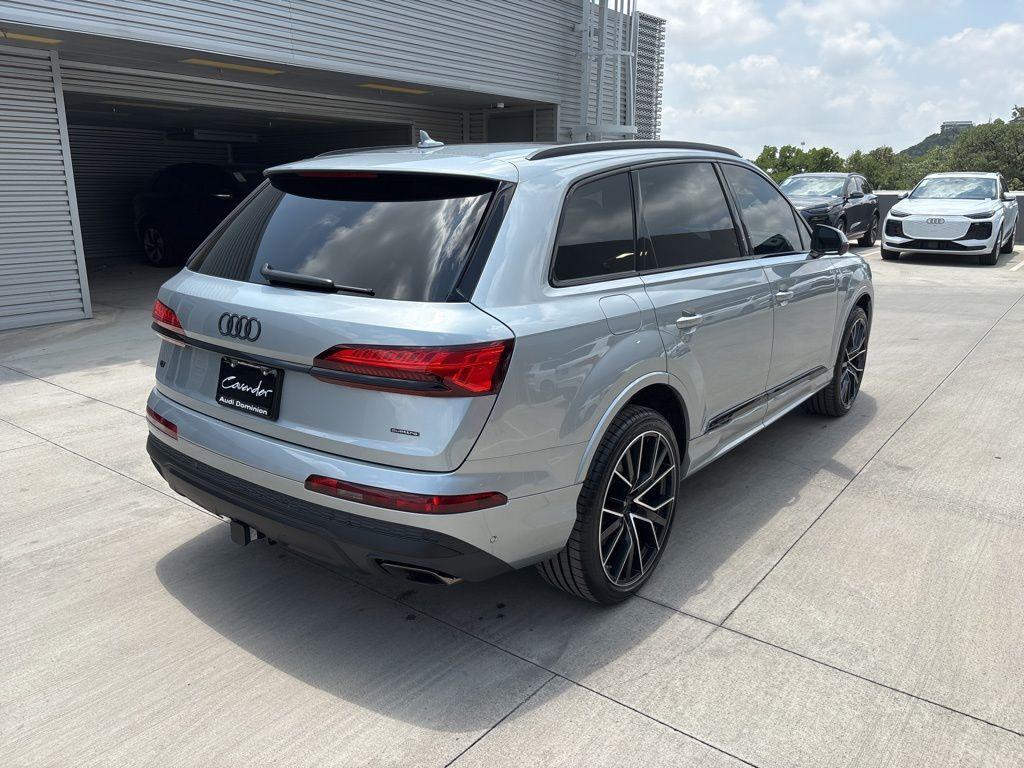 new 2025 Audi Q7 car, priced at $65,891