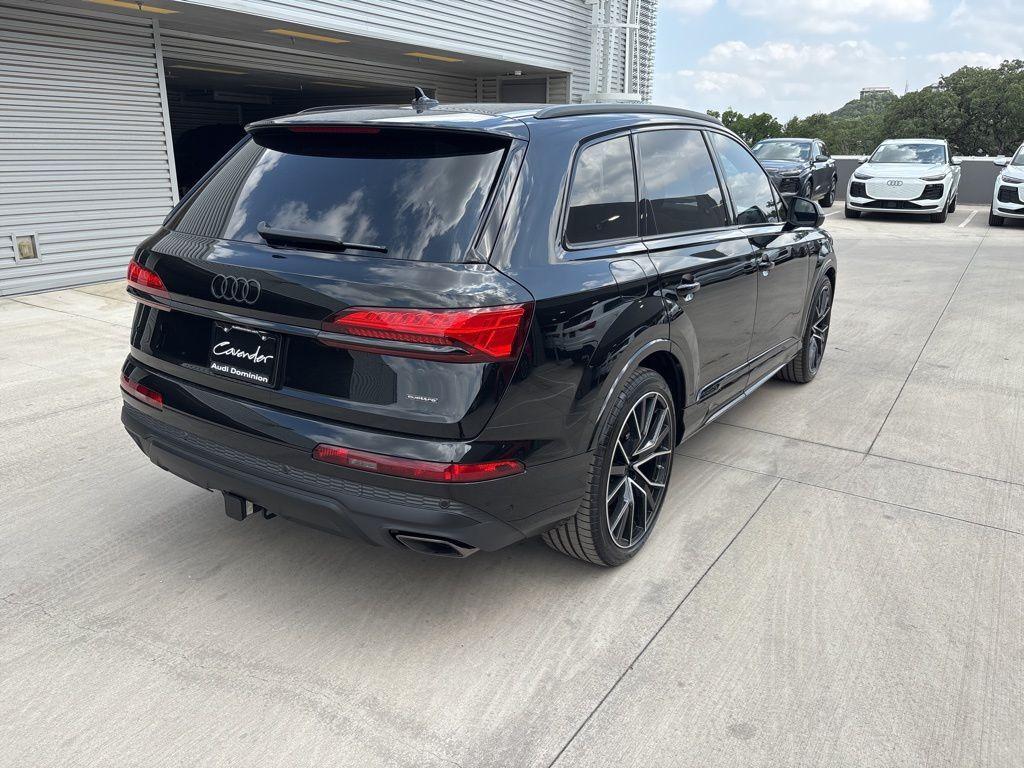 new 2025 Audi Q7 car, priced at $77,045