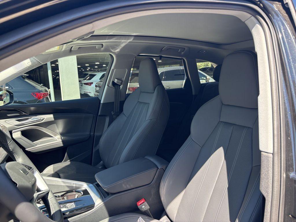 new 2025 Audi Q5 car, priced at $60,500