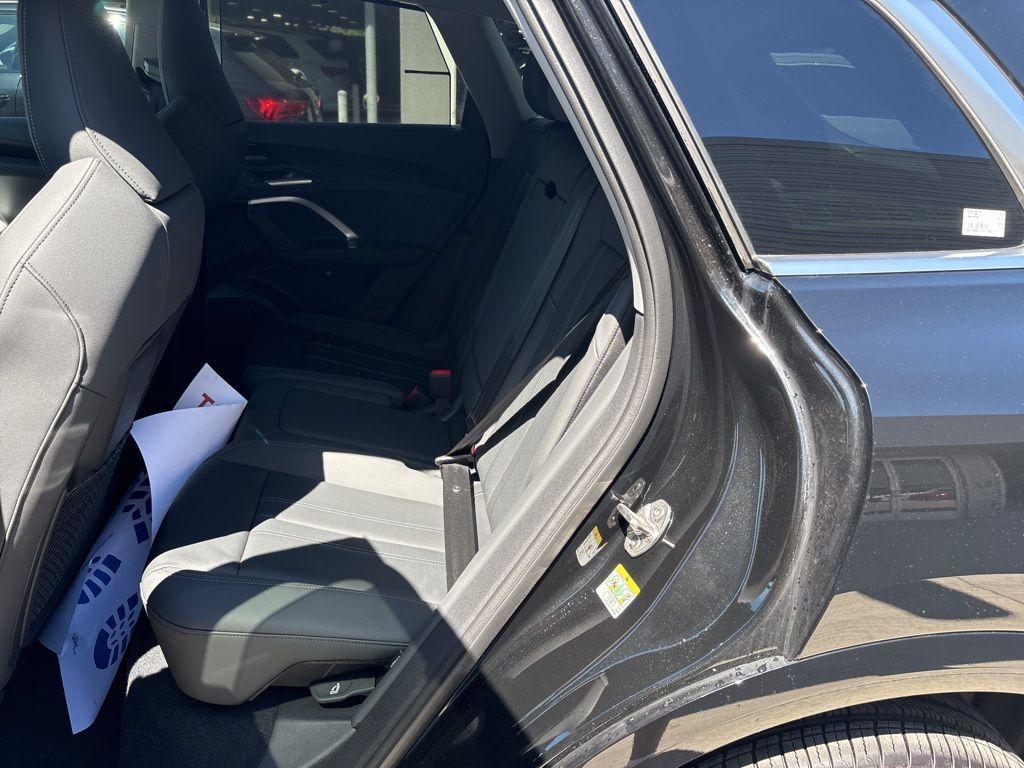 new 2025 Audi Q5 car, priced at $60,500