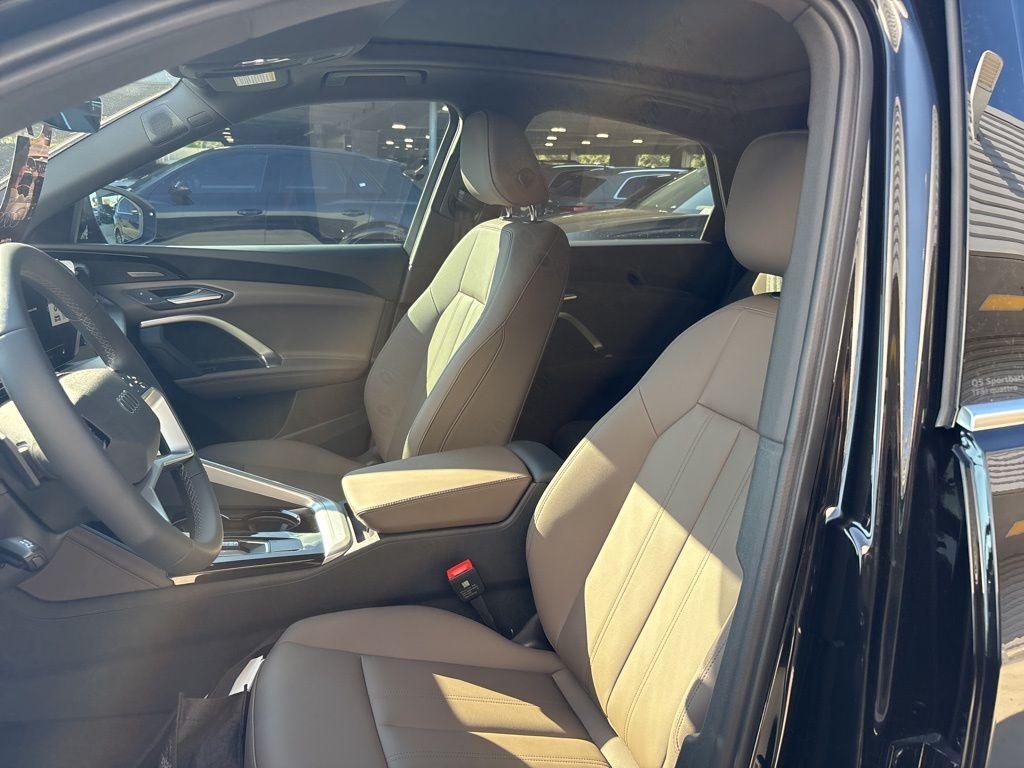new 2025 Audi Q5 car, priced at $61,490