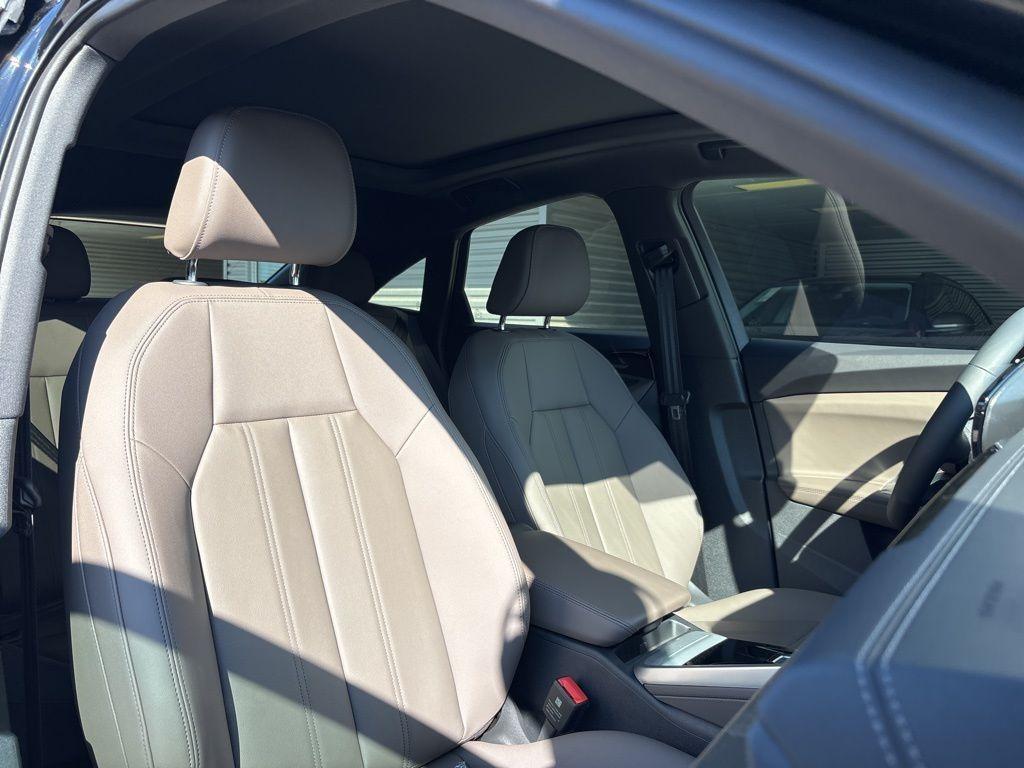 new 2025 Audi Q5 car, priced at $61,490