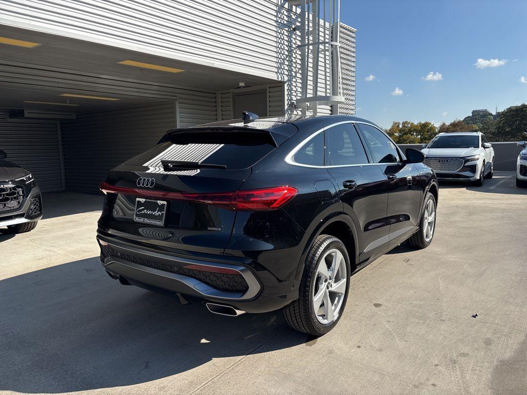 new 2025 Audi Q5 car, priced at $61,490
