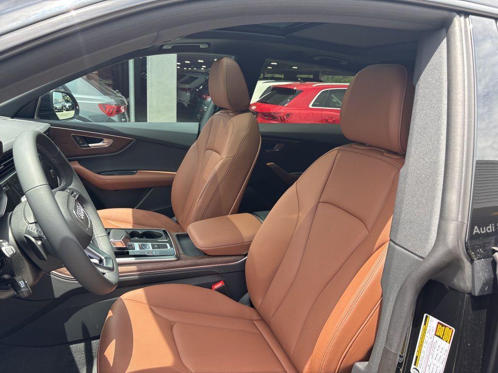 new 2025 Audi Q8 car, priced at $74,286