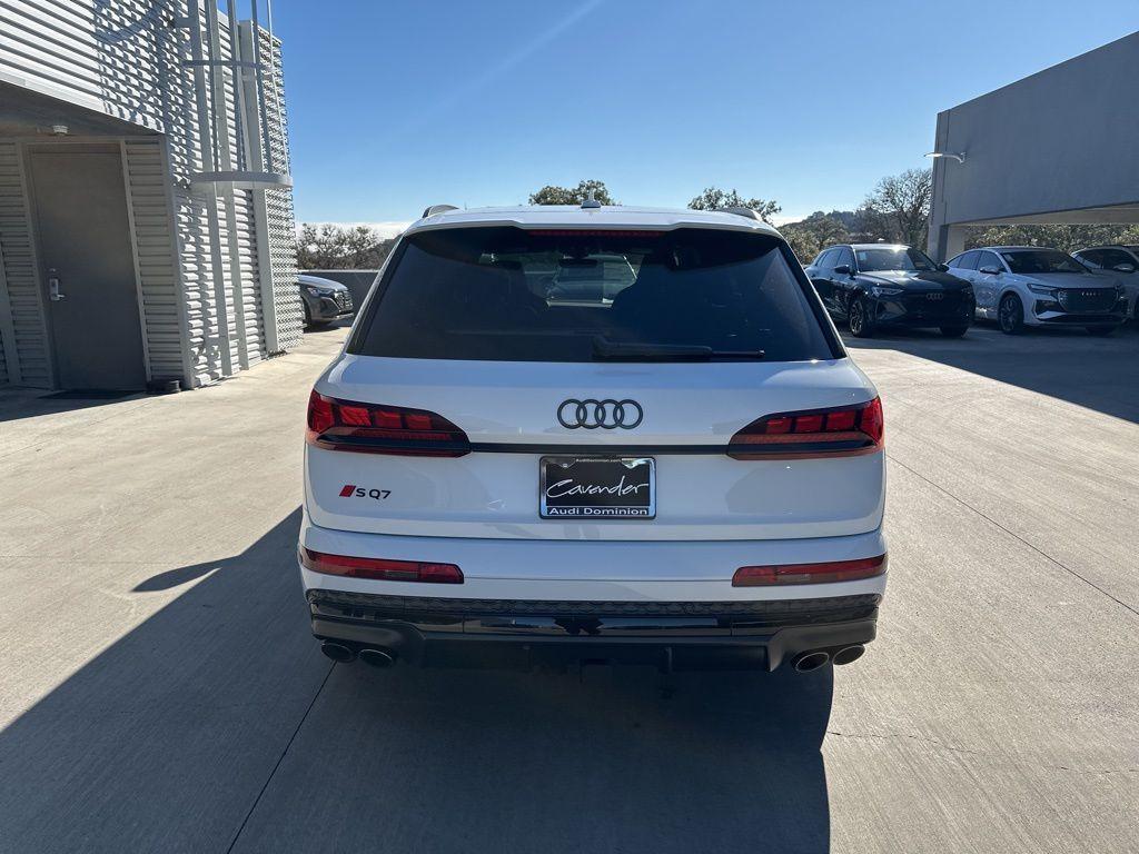 new 2025 Audi SQ7 car, priced at $105,578