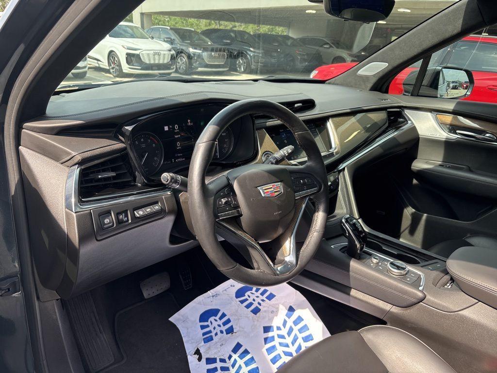 used 2020 Cadillac XT6 car, priced at $30,991