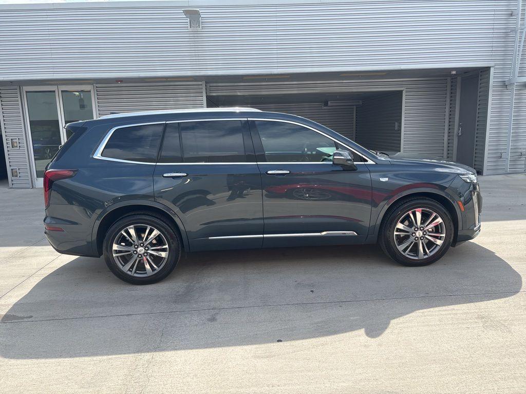 used 2020 Cadillac XT6 car, priced at $30,991