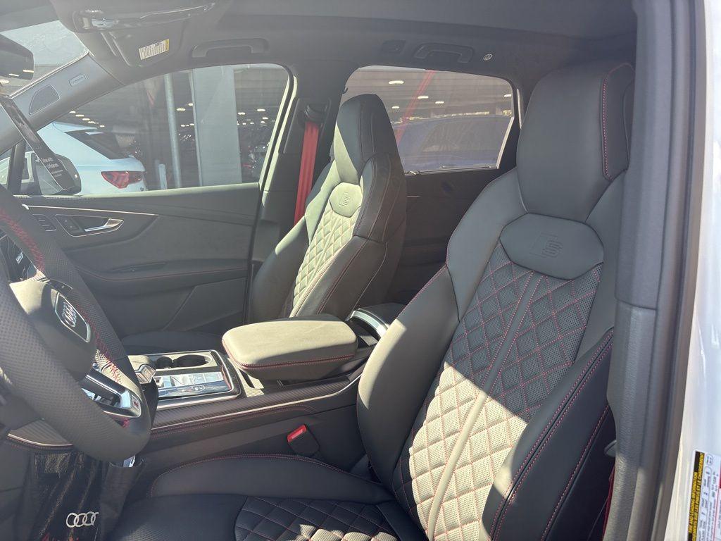 new 2026 Audi Q7 car, priced at $85,840