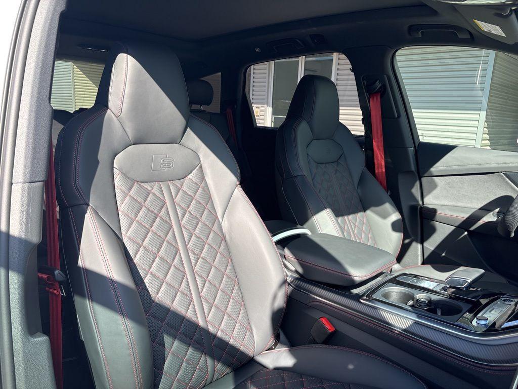 new 2026 Audi Q7 car, priced at $85,840