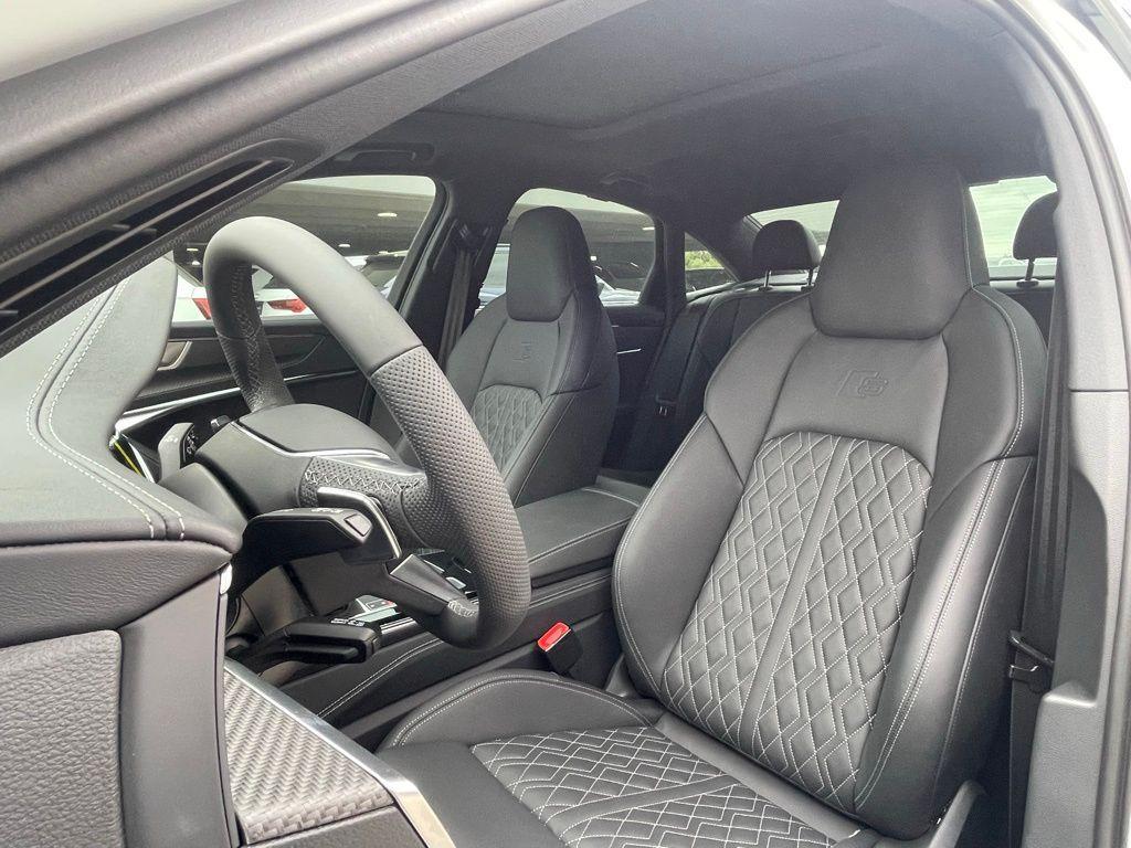 new 2025 Audi S6 car, priced at $84,674