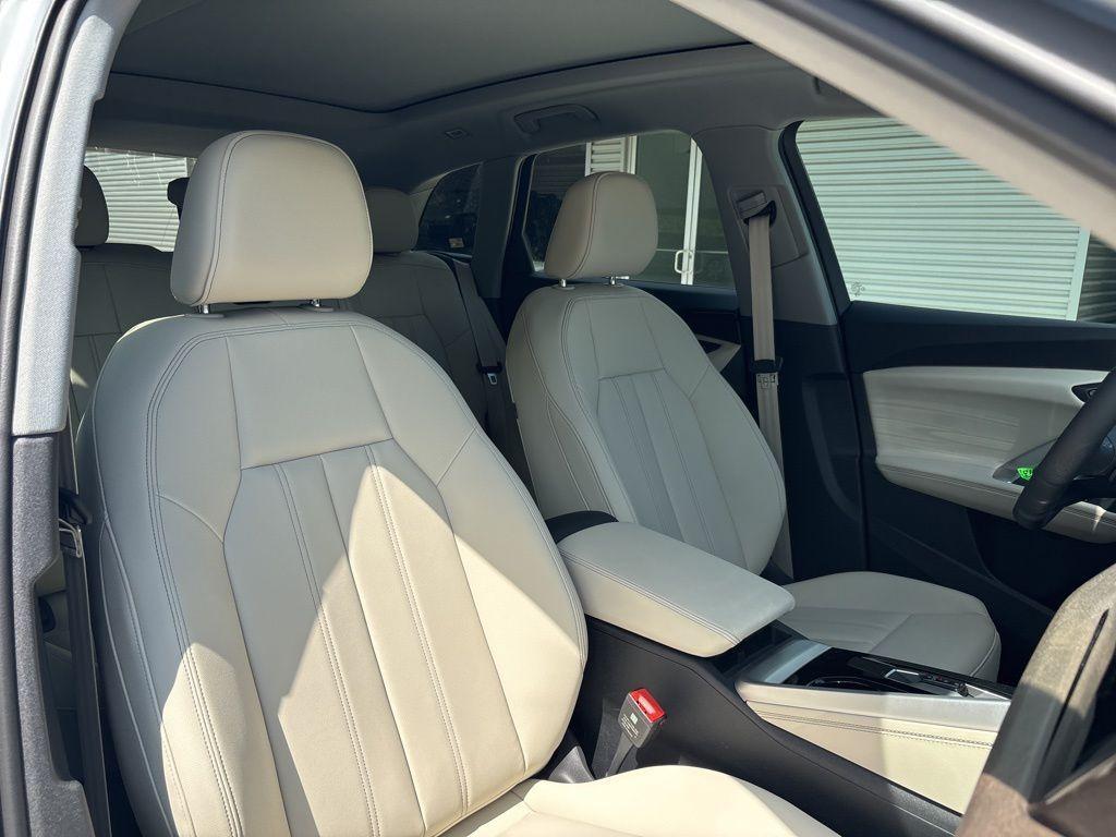 new 2025 Audi Q5 car, priced at $56,331