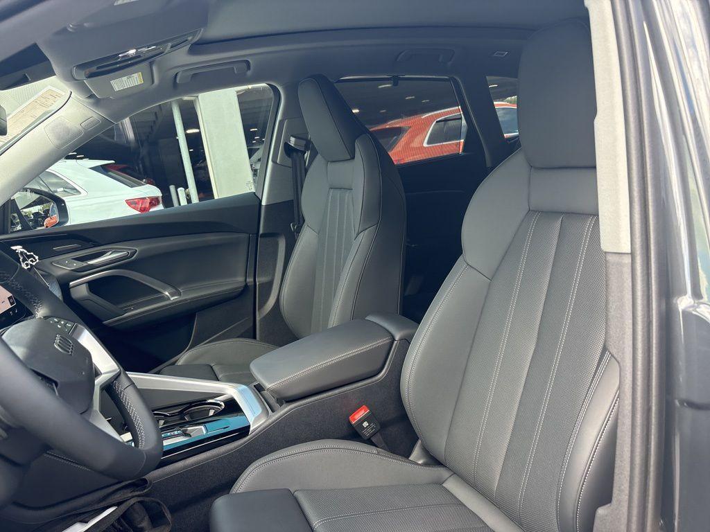 new 2025 Audi Q5 car, priced at $64,850